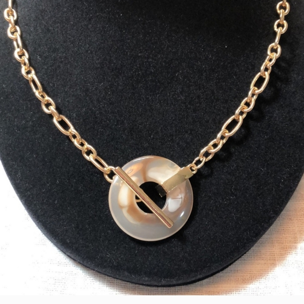 Gold Chain Link Lariat Necklace